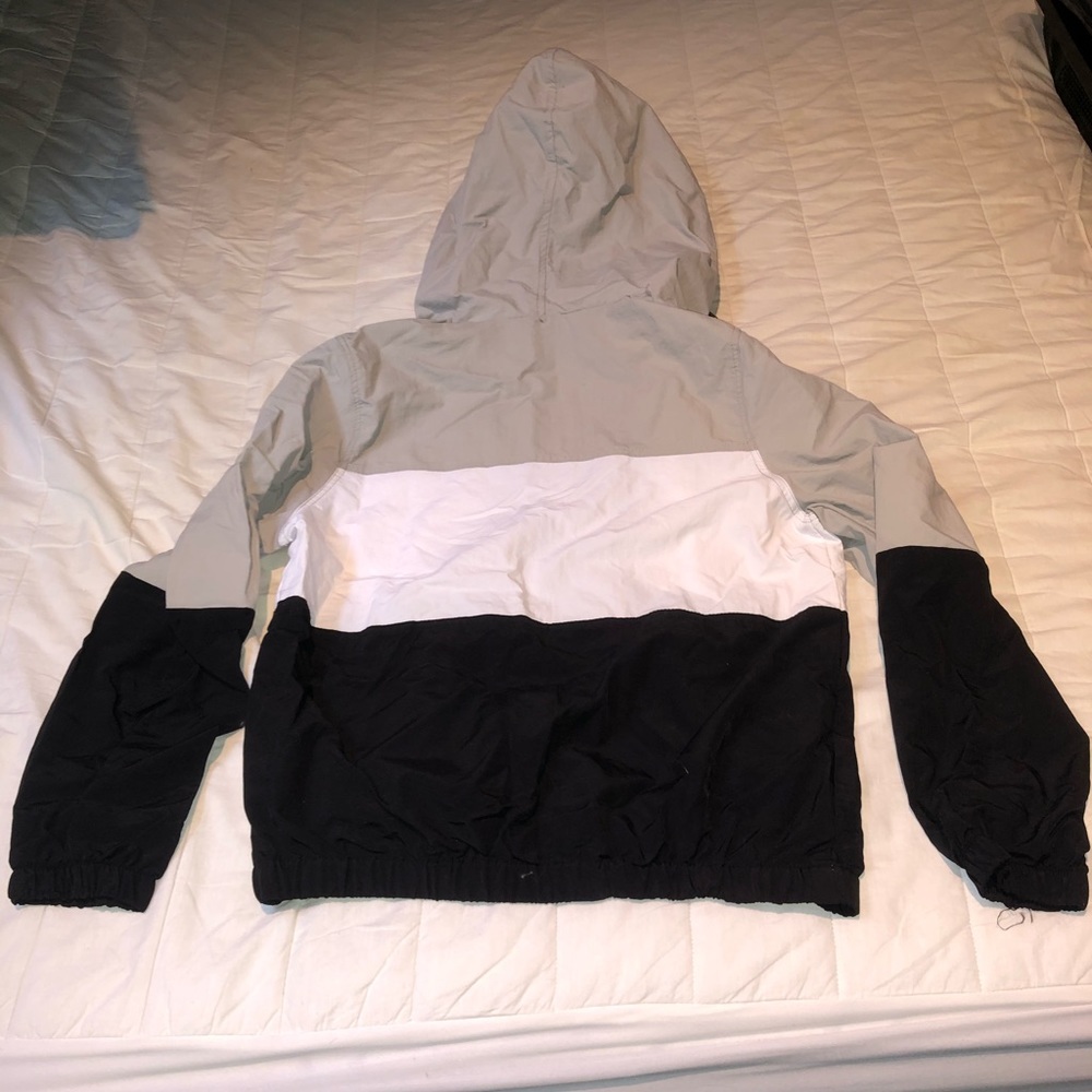 Light spring jacket - Picture 3 of 4